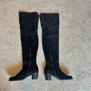 stuart weitzman hitest suede boots size 6.5